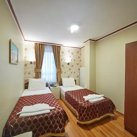 Akcinar Hotell 3*